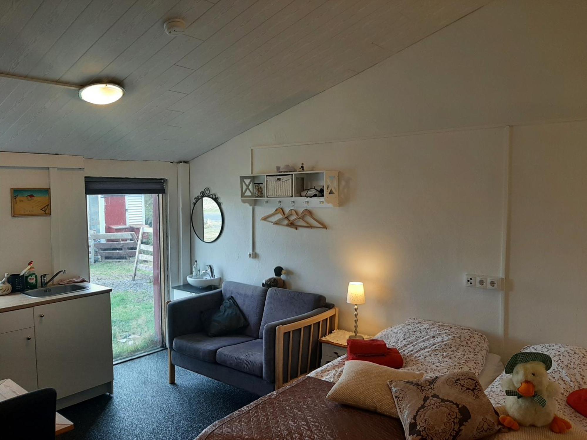 Guesthouse Hólmur Eksteriør billede